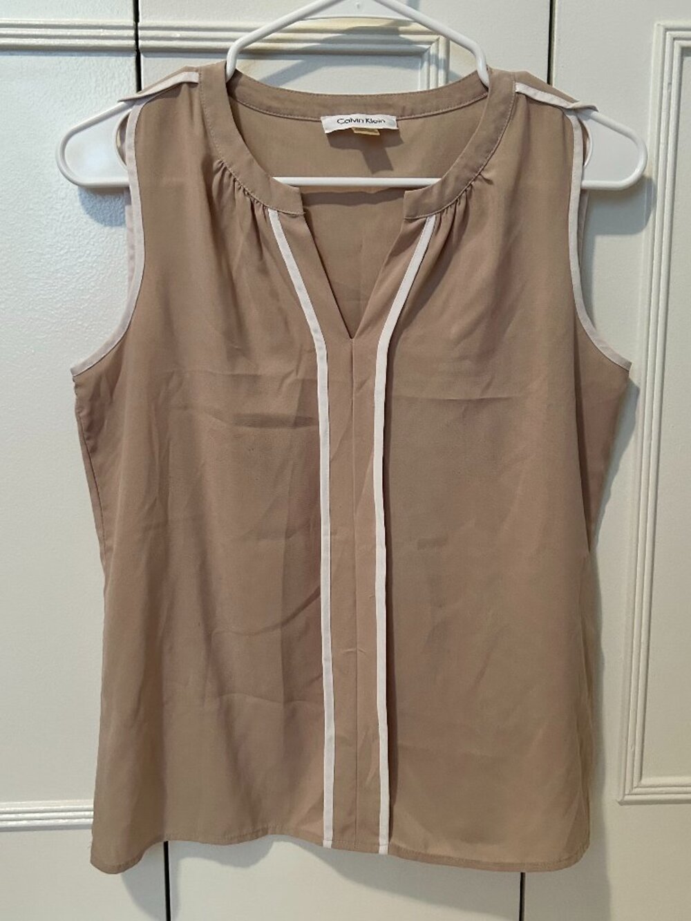 Calvin Klein Beige/Tan Dress Tank Top with White Trim Size XS